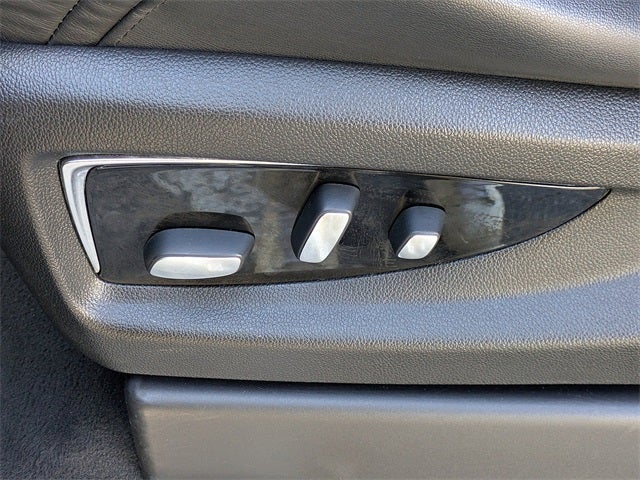 2019 Cadillac Escalade Base