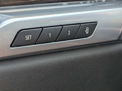 2025 Cadillac Escalade Premium Luxury