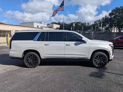 2025 Cadillac Escalade ESV Premium
