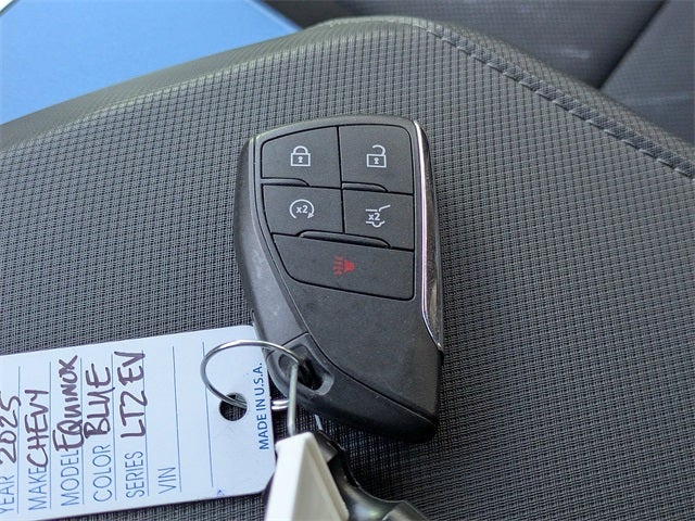 2025 Chevrolet Equinox EV LT