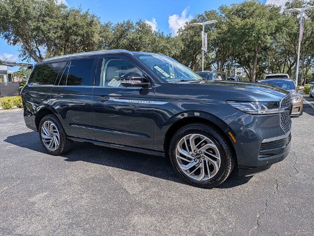 2025 Lincoln Navigator Reserve