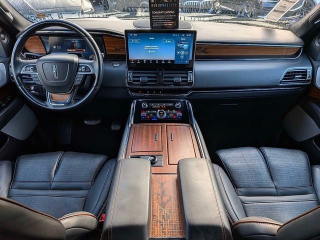 2023 Lincoln Navigator Black Label