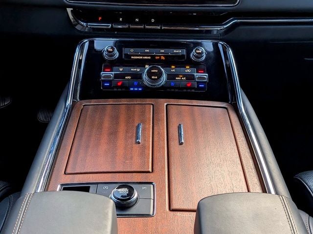 2023 Lincoln Navigator Black Label