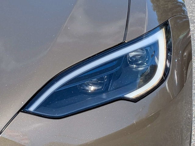2022 Tesla Model S Base