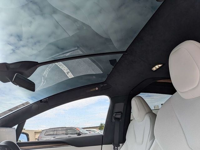 2023 Tesla Model X Standard Range