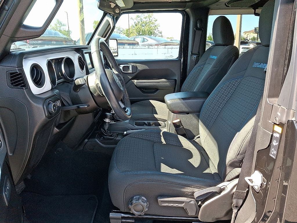 2021 Jeep Wrangler Islander