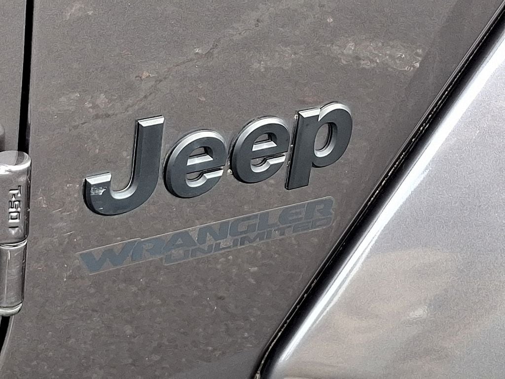 2021 Jeep Wrangler Unlimited Sahara Altitude
