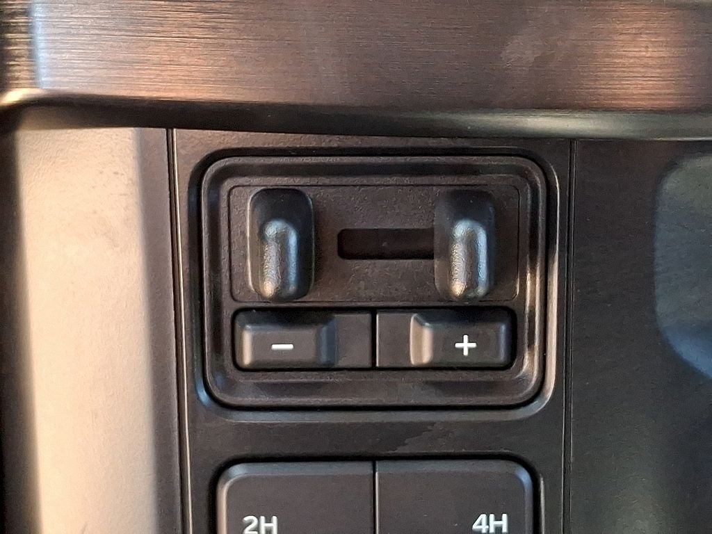 2023 Ford F-350SD Lariat