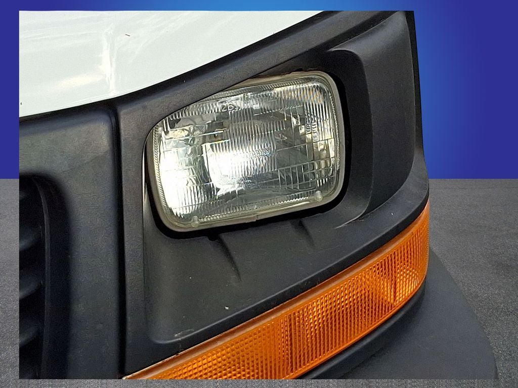 2016 GMC Savana 3500 Diesel