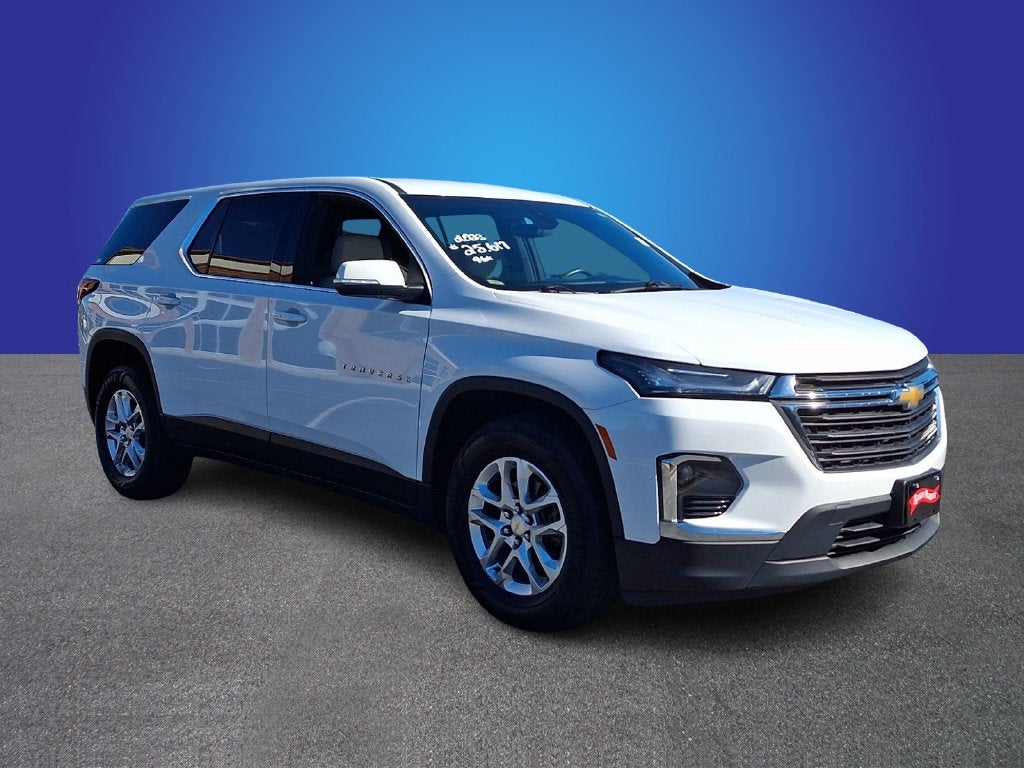 2023 Chevrolet Traverse LS