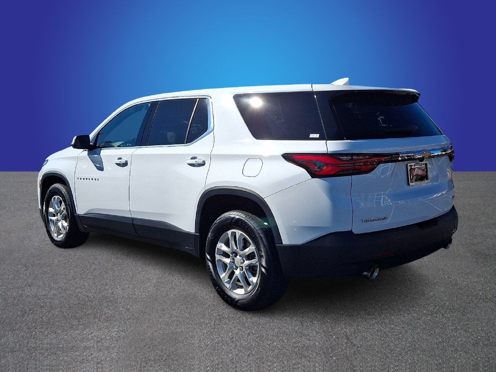 2023 Chevrolet Traverse LS