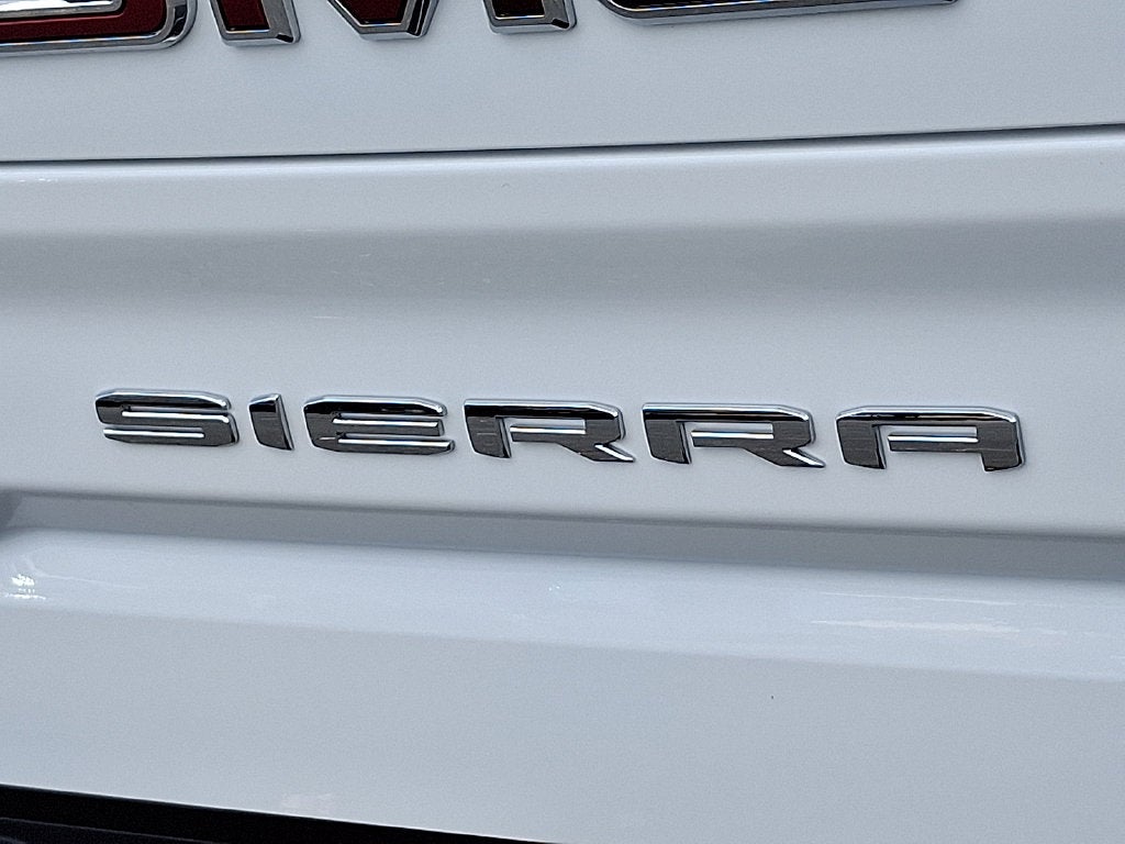 2025 GMC Sierra 1500 AT4