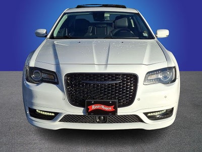 2023 Chrysler 300 Touring