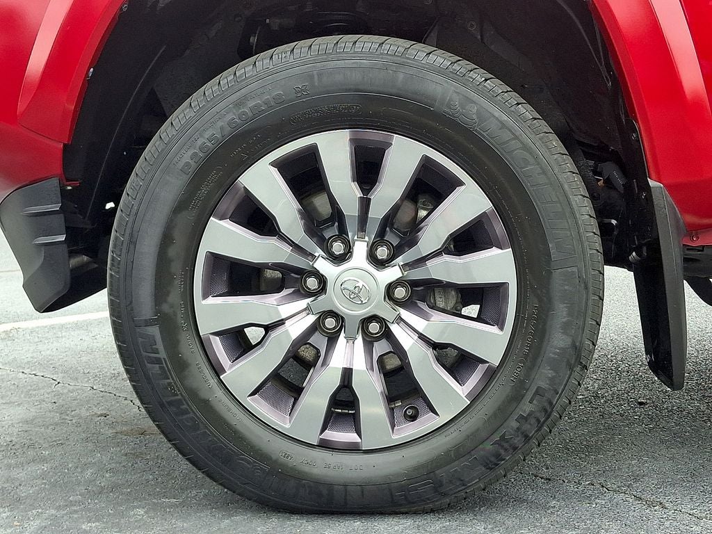2022 Toyota Tacoma Limited V6