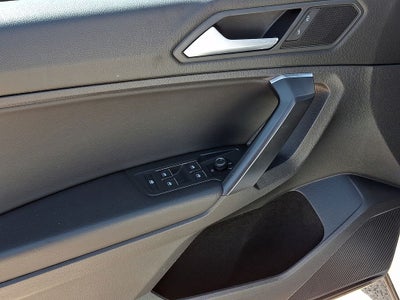 2021 Volkswagen Tiguan 2.0T SE R-Line Black