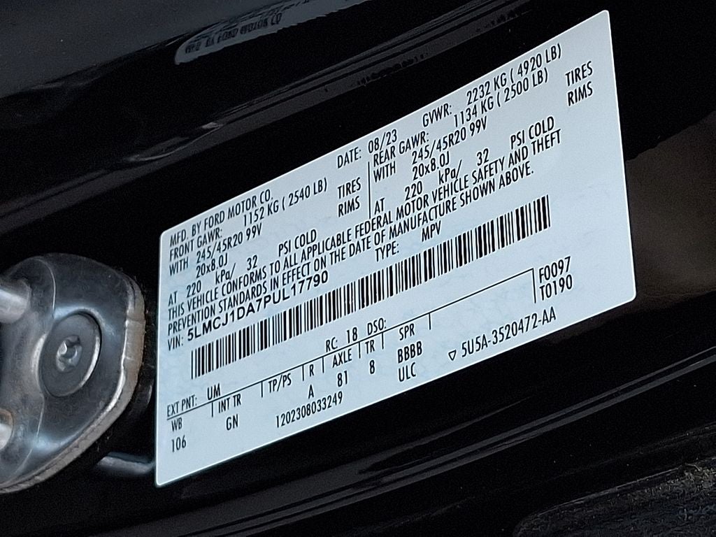 2023 Lincoln Corsair Standard