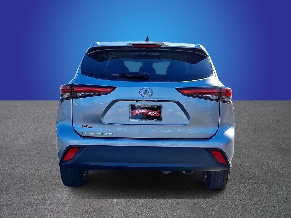2023 Toyota Highlander L