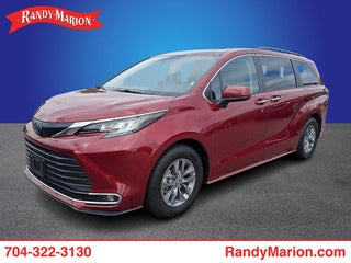2023 Toyota Sienna XLE 7 Passenger