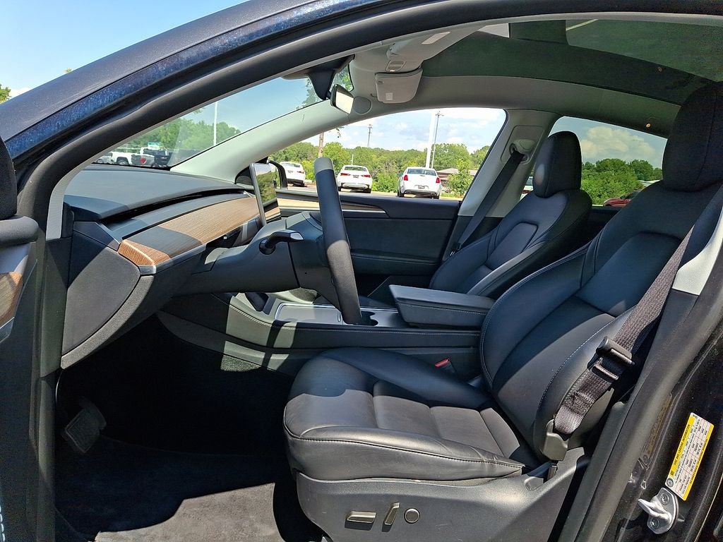 2024 Tesla Model Y Standard Range