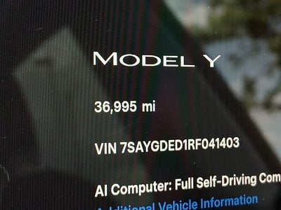 2024 Tesla Model Y Standard Range