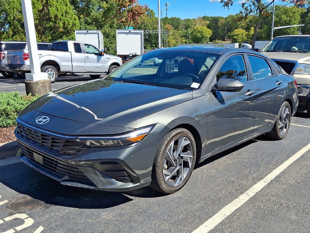 2025 Hyundai Elantra SEL Convenience