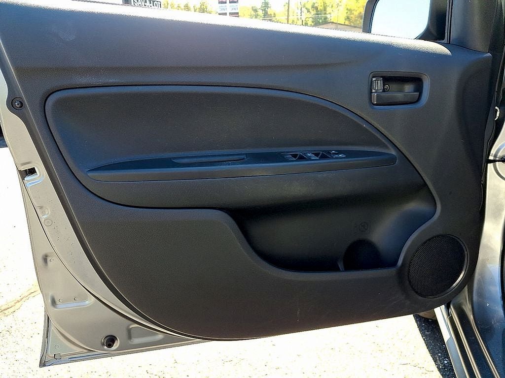 2018 Mitsubishi Mirage ES