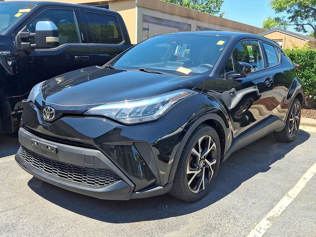 2022 Toyota C-HR XLE