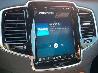 2025 Volvo XC90 B5 Plus