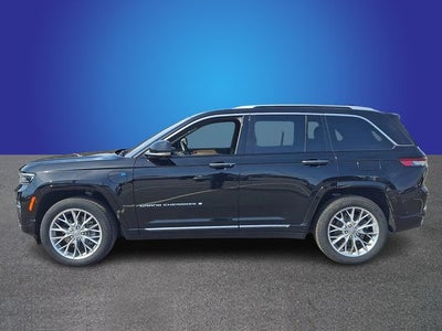 2023 Jeep Grand Cherokee Summit
