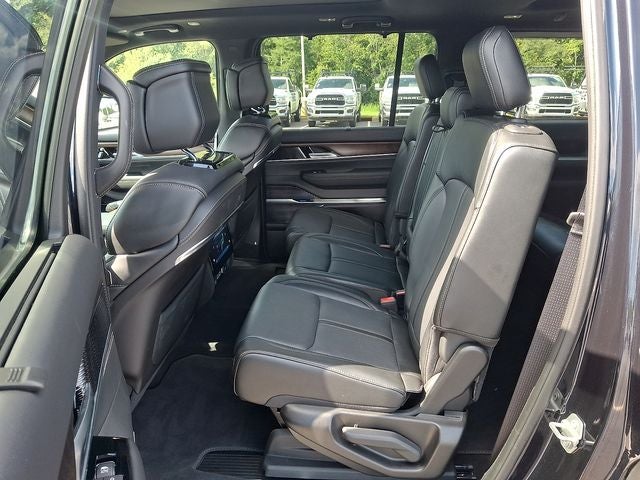 2025 Jeep Grand Wagoneer 4x4