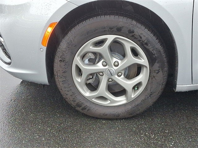 2023 Chrysler Pacifica Limited AWD