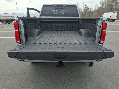 2024 Chevrolet Silverado 2500HD 4WD Crew Cab Standard Bed LTZ
