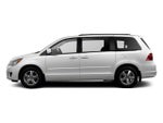2010 Volkswagen Routan SE