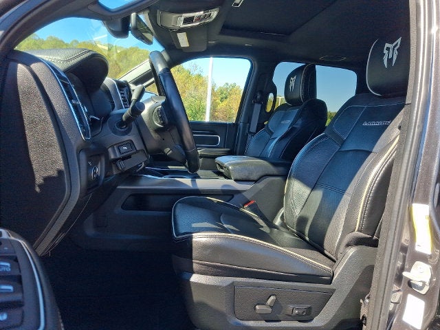 2022 RAM 2500 Laramie Crew Cab 4x4 6'4' Box