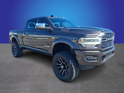 2022 RAM 2500 Laramie Crew Cab 4x4 6'4' Box