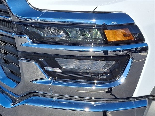 2025 RAM 5500HD Tradesman/Big Horn