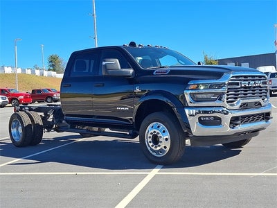 2025 RAM 5500HD Tradesman/Big Horn