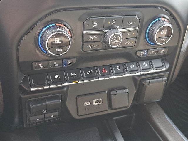 2021 Chevrolet Silverado 1500 4WD Crew Cab Short Bed LTZ