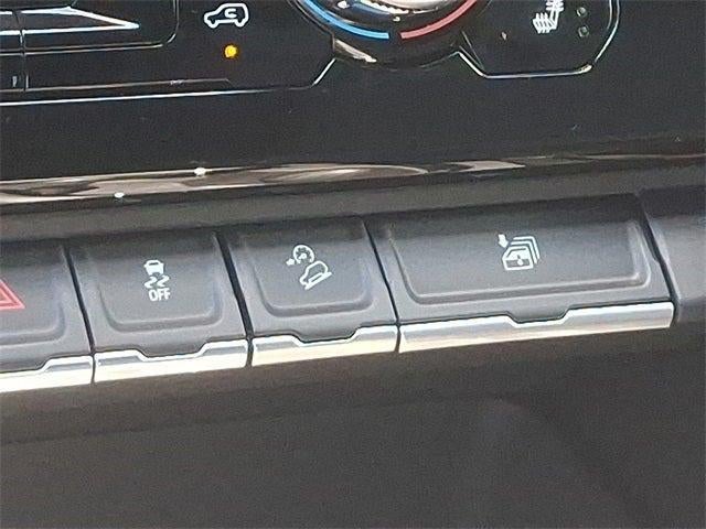 2022 GMC Sierra 1500 4WD Crew Cab Short Box AT4